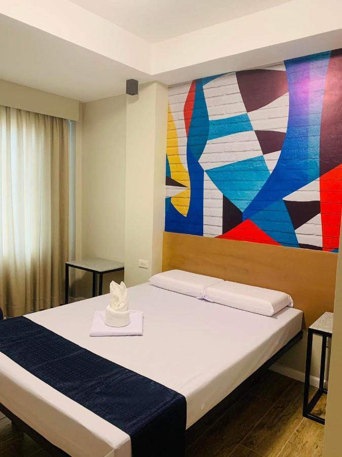 Sultana Ysabella Hotel And Event Las Piñas Kültér fotó