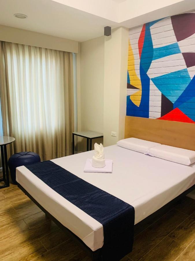 Sultana Ysabella Hotel And Event Las Piñas Kültér fotó